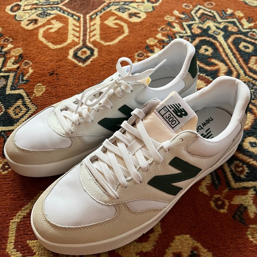 New balance court 300